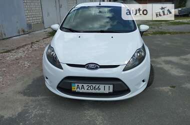 Хэтчбек Ford Fiesta 2011 в Киеве