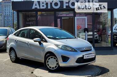 Седан Ford Fiesta 2012 в Києві