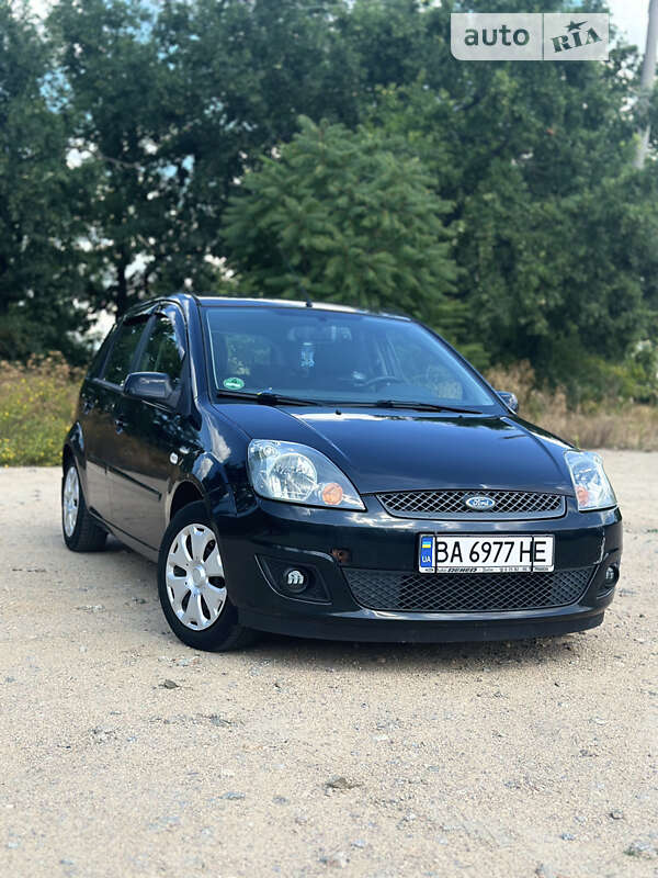 Хэтчбек Ford Fiesta 2008 в Кропивницком