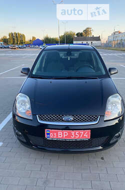 Хэтчбек Ford Fiesta 2007 в Виннице