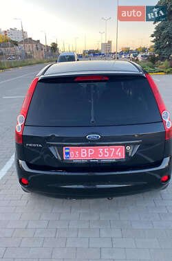 Хэтчбек Ford Fiesta 2007 в 