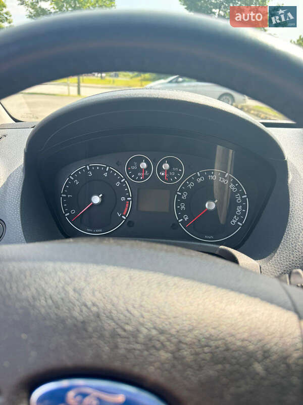 Хетчбек Ford Fiesta 2007 в Вінниці