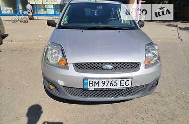 Седан Ford Fiesta 2008 в Сумах