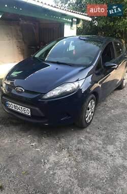 Хетчбек Ford Fiesta 2012 в  Хетчбек Ford Fiesta 2012 в