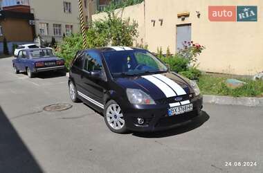 Хэтчбек Ford Fiesta 2007 в 
