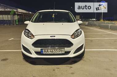 Хэтчбек Ford Fiesta 2016 в Полтаве