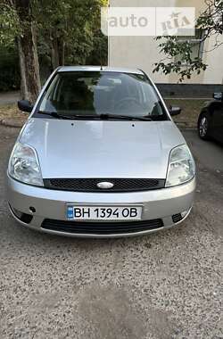 Хэтчбек Ford Fiesta 2003 в Одессе