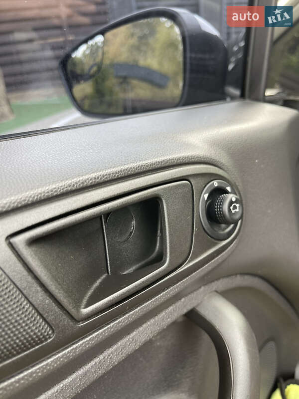 Седан Ford Fiesta 2018 в Крюковщине фото 17 Седан Ford Fiesta 2018 в Крюковщине