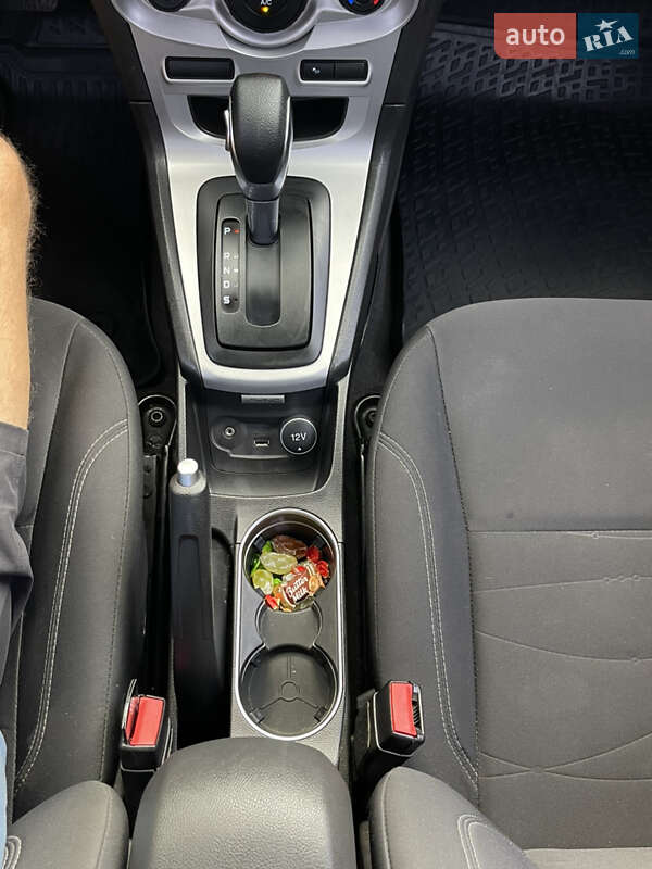 Седан Ford Fiesta 2018 в Крюковщине фото 20 Седан Ford Fiesta 2018 в Крюковщине