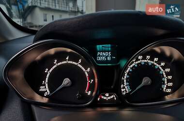 Седан Ford Fiesta 2017 в 
