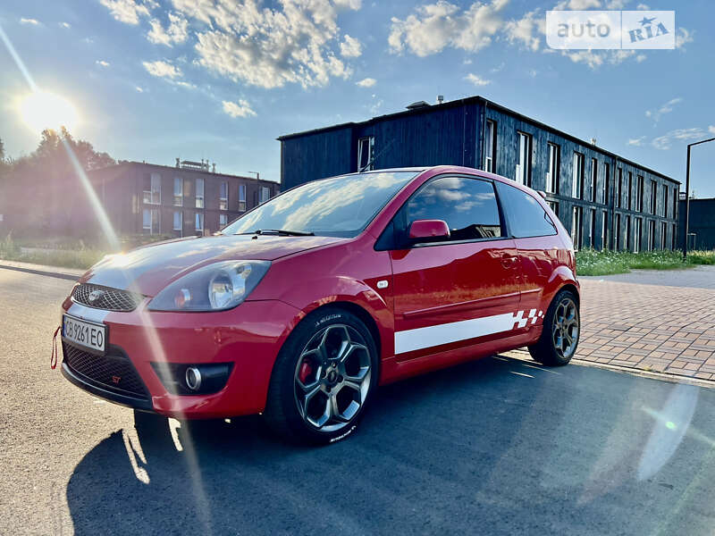 Хетчбек Ford Fiesta 2007 в Чернігові