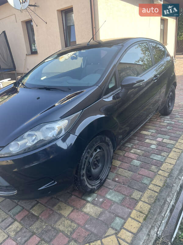 Хетчбек Ford Fiesta 2009 в Сокалі