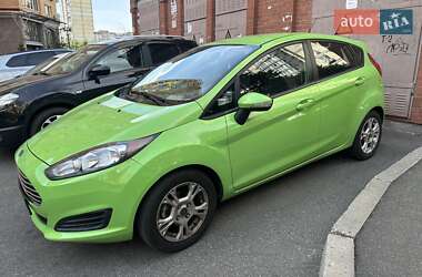 Хетчбек Ford Fiesta 2014 в Києві