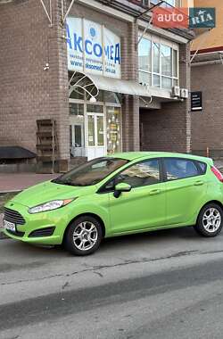 Хэтчбек Ford Fiesta 2014 в Киеве