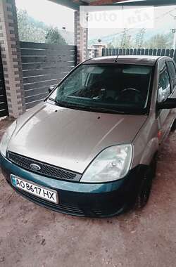 Хетчбек Ford Fiesta 2002 в Рахові