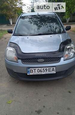 Хэтчбек Ford Fiesta 2007 в Новой Одессе