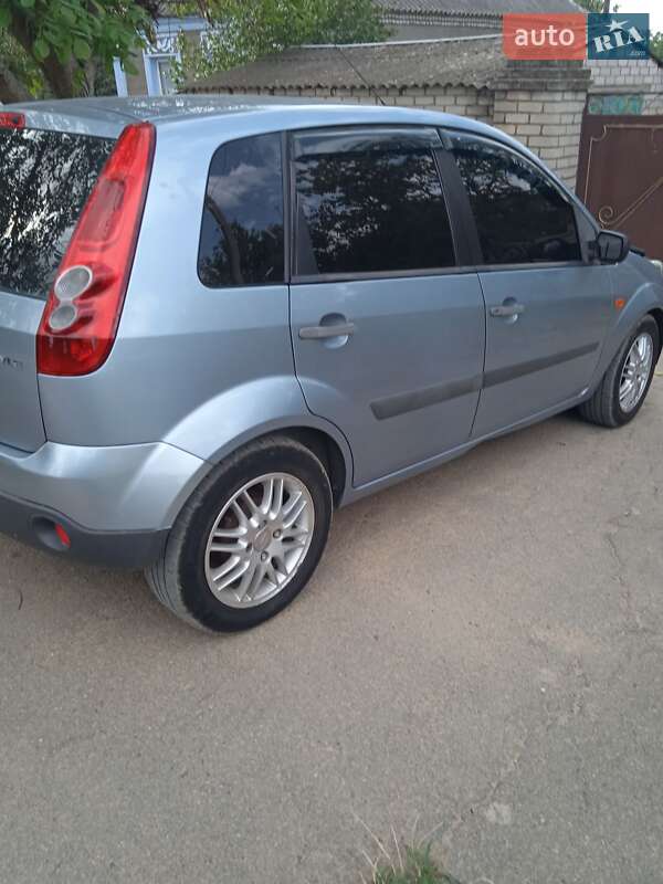 Хэтчбек Ford Fiesta 2007 в Новой Одессе фото 4 Хэтчбек Ford Fiesta 2007 в Новой Одессе
