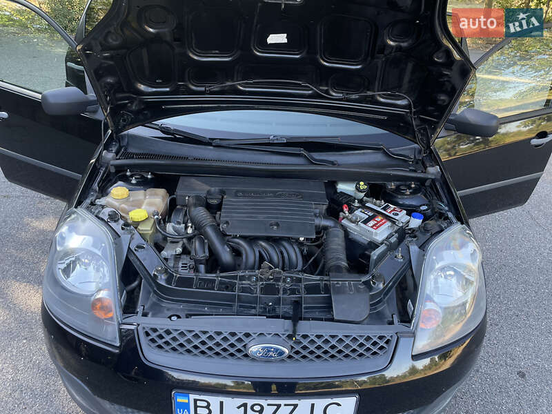 Хэтчбек Ford Fiesta 2007 в Лубнах