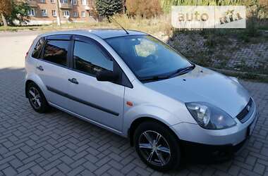 Хэтчбек Ford Fiesta 2008 в Червонограде