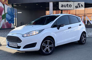 Хэтчбек Ford Fiesta 2014 в Киеве