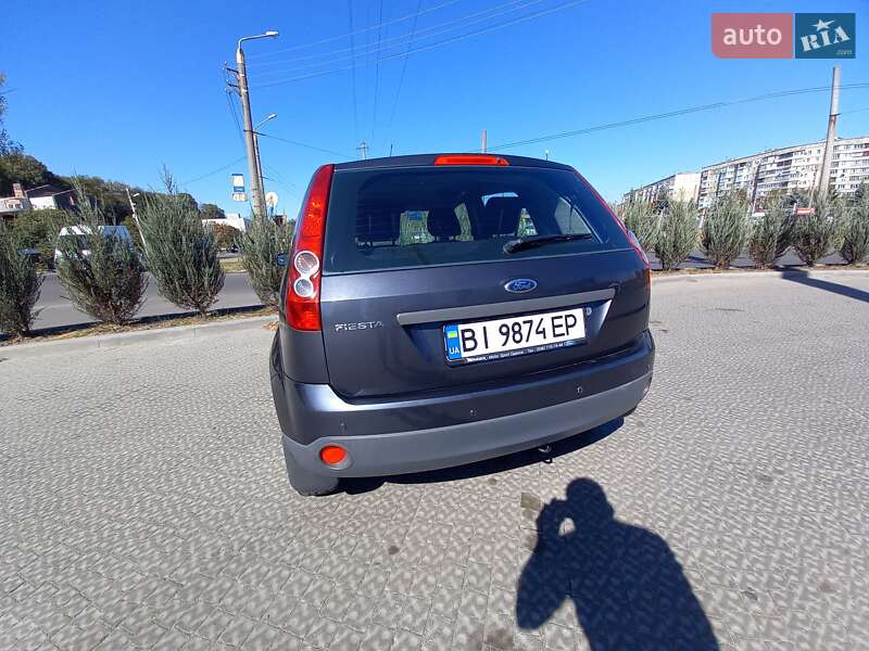 Хэтчбек Ford Fiesta 2008 в Полтаве