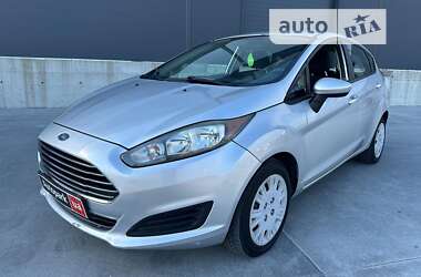 Хэтчбек Ford Fiesta 2016 в Львове