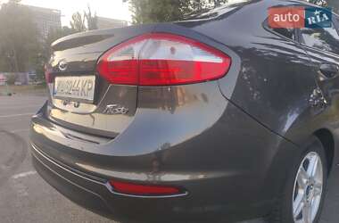 Седан Ford Fiesta 2018 в Києві