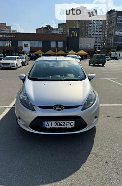 Хетчбек Ford Fiesta 2011 в Києві