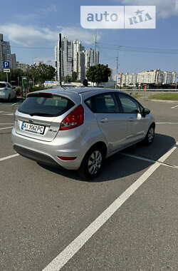 Хетчбек Ford Fiesta 2011 в Києві