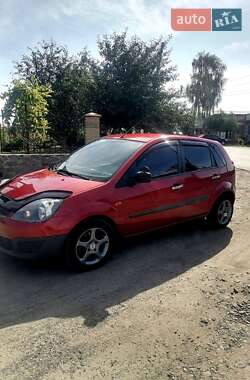 Хэтчбек Ford Fiesta 2006 в 
