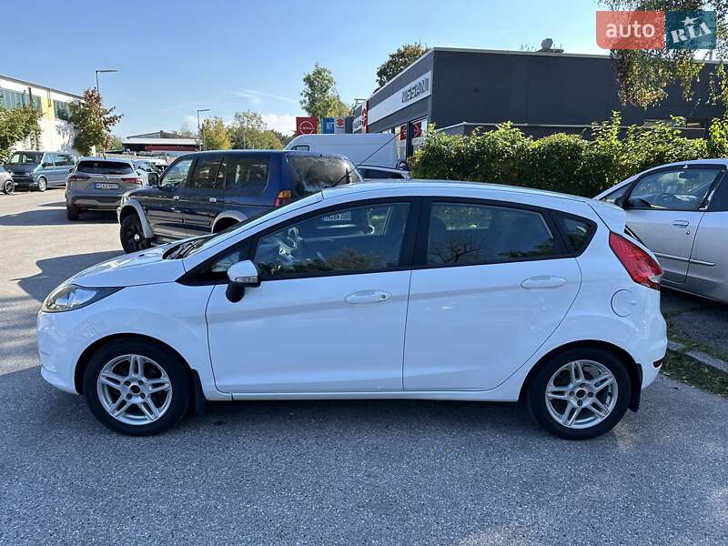 Хэтчбек Ford Fiesta 2012 в Киеве
