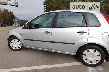 Хэтчбек Ford Fiesta 2007 в Киеве