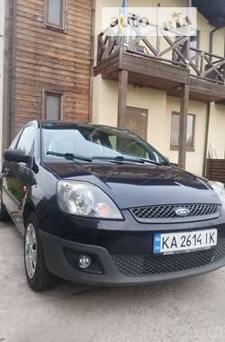 Хетчбек Ford Fiesta 2006 в Києві