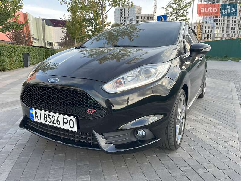 Хэтчбек Ford Fiesta 2018 в Киеве