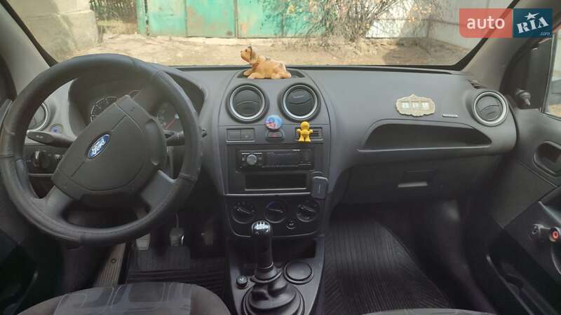 Хэтчбек Ford Fiesta 2007 в Вознесенске фото 14 Хэтчбек Ford Fiesta 2007 в Вознесенске