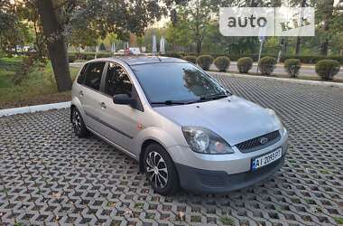 Хэтчбек Ford Fiesta 2007 в Буче