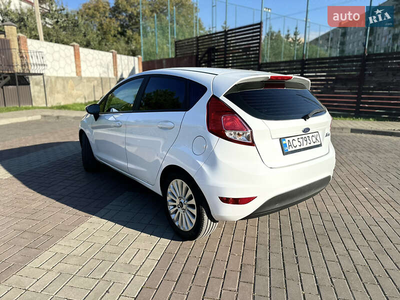 Хэтчбек Ford Fiesta 2017 в Луцке