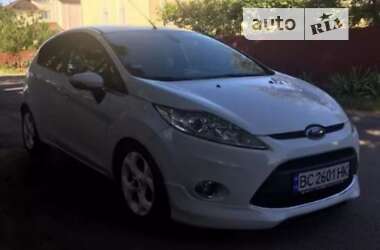 Хэтчбек Ford Fiesta 2010 в Львове