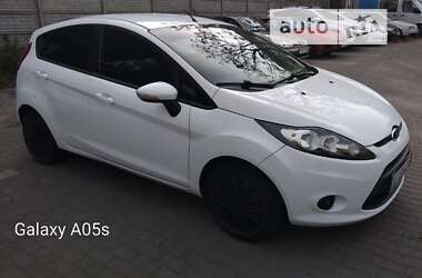 Хетчбек Ford Fiesta 2011 в Ірпені