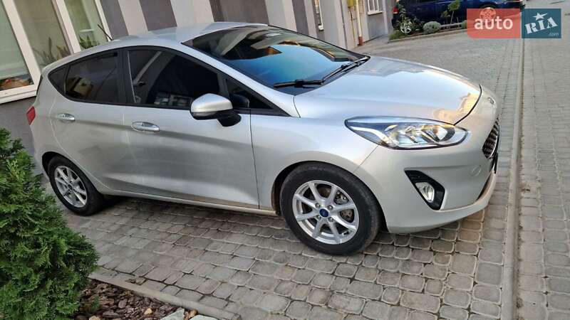 Хэтчбек Ford Fiesta 2017 в Виннице