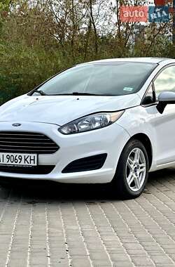 Хэтчбек Ford Fiesta 2017 в Ирпене