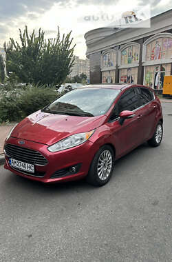 Хэтчбек Ford Fiesta 2013 в Киеве