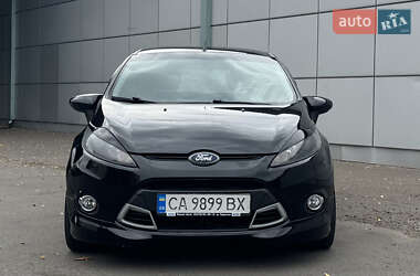 Хэтчбек Ford Fiesta 2012 в Черкассах