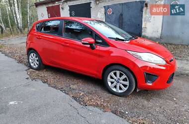 Хетчбек Ford Fiesta 2013 в Чернігові