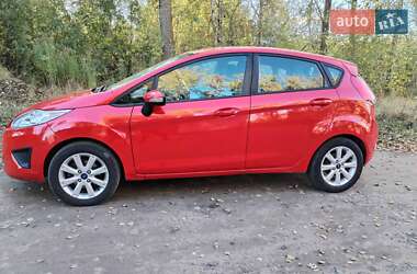 Хетчбек Ford Fiesta 2013 в Чернігові