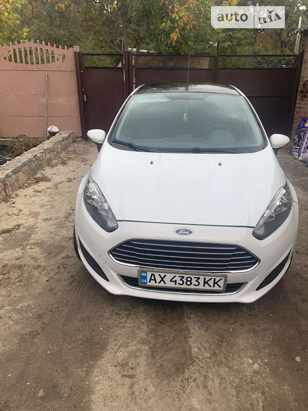 Хэтчбек Ford Fiesta 2013 в Харькове