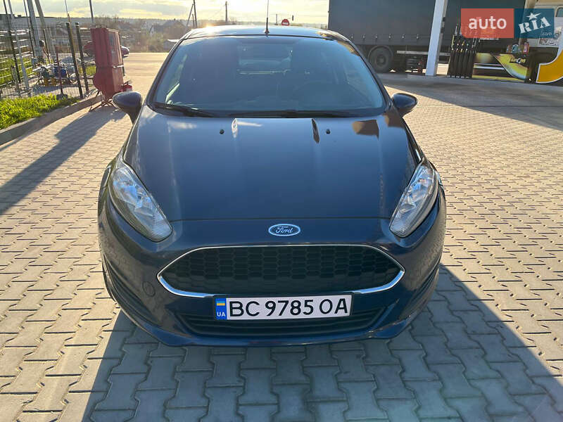 Хетчбек Ford Fiesta 2014 в Львові