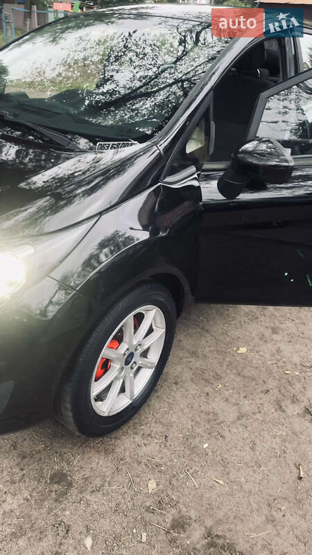 Седан Ford Fiesta 2017 в Киеве