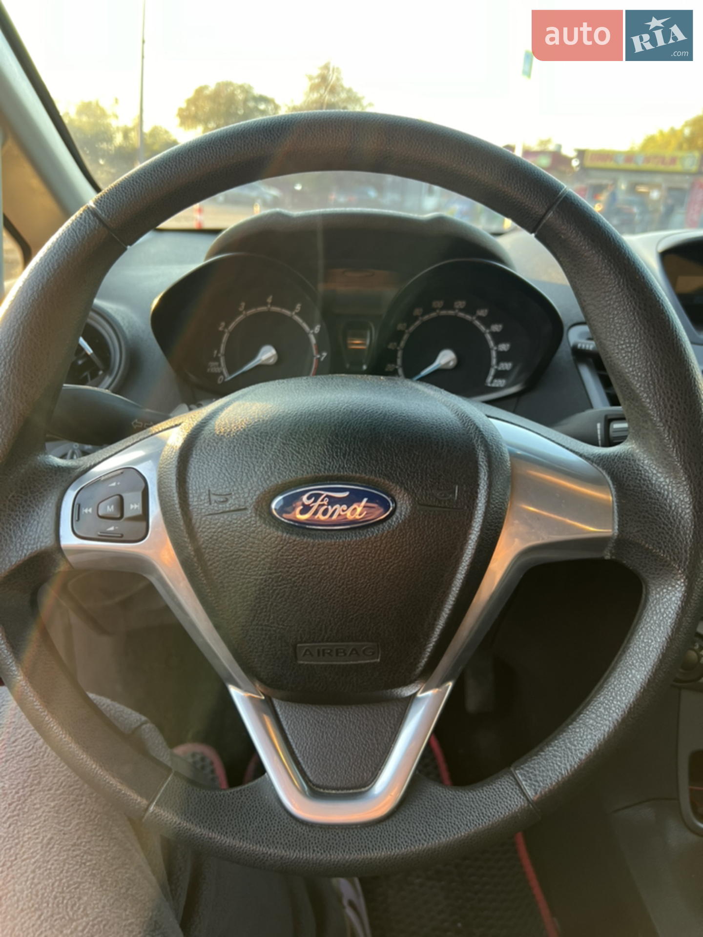 2013 Ford Fiesta - мініатюра 13