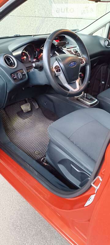 Хэтчбек Ford Fiesta 2011 в Киеве